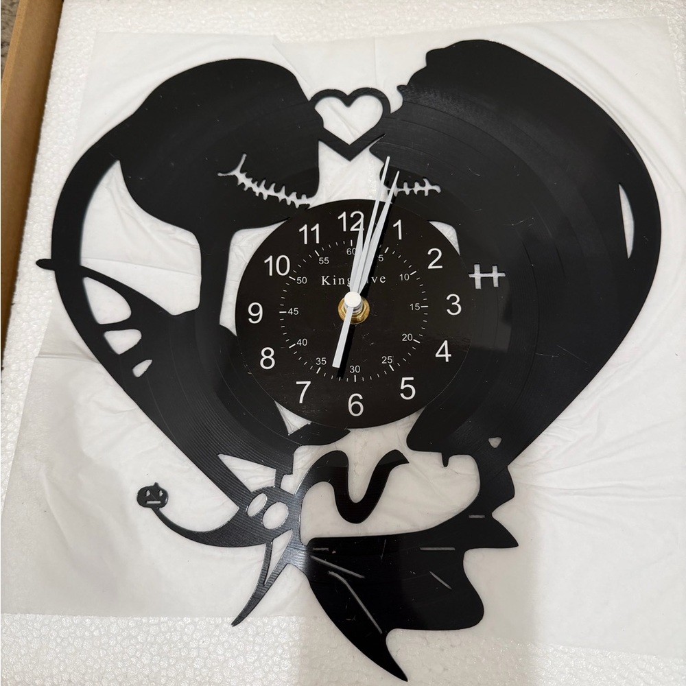 “BrandNew” Black Artistic Wall Clock
